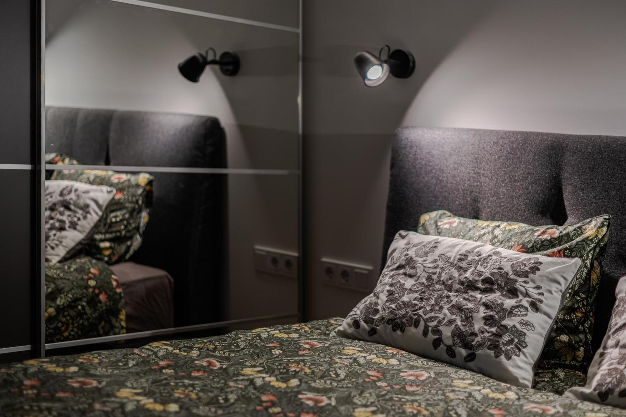 Fantasy House, Cozzy Apartmens, Free Parking, Long Stays Welcome 维尔纽斯 外观 照片